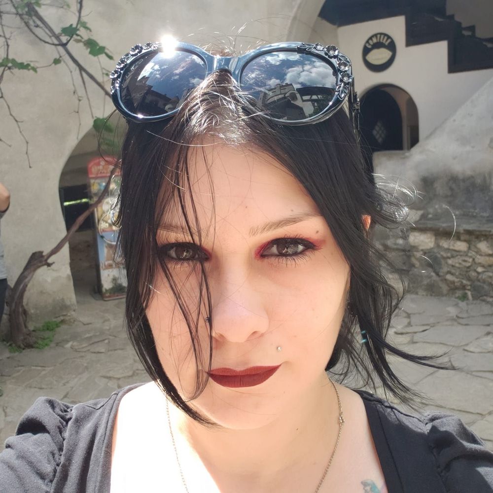Meet your Posher, Jennifer